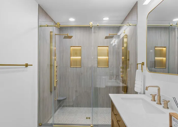 Holiday home Luxury Escape - Private Hot Tub - Pool *