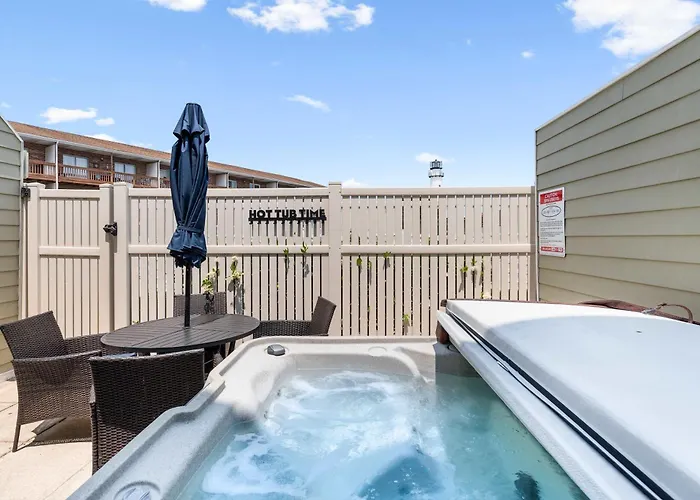Luxury Escape - Private Hot Tub - Pool Holiday home *